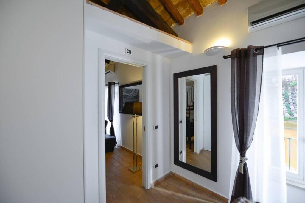 Ibernesi - Charming Apartment At The Roman Forums Exterior foto