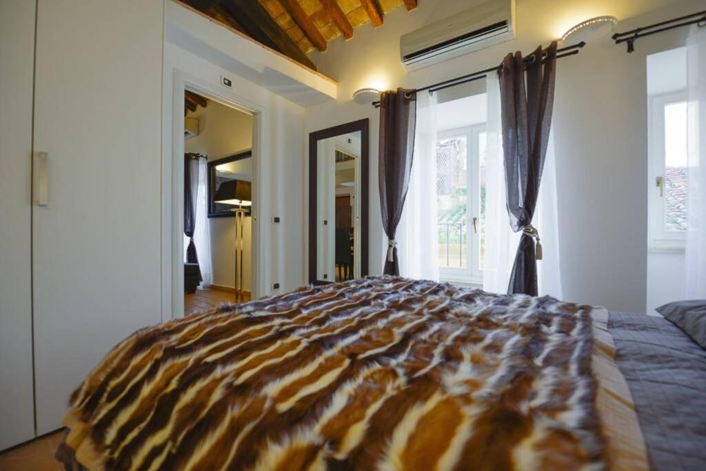 Ibernesi - Charming Apartment At The Roman Forums Exterior foto